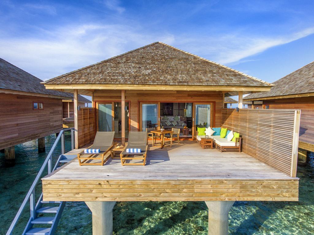 Hurawalhi Island Resort Exterior photo